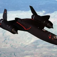 Smithsonian Magazine Profiles the SR-71 Blackbird