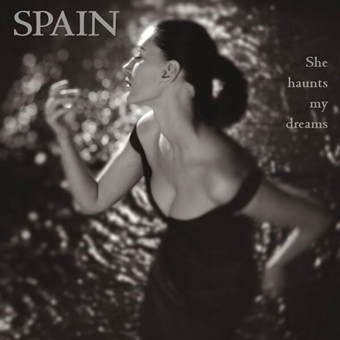 She Haunts My Dreams, Spain